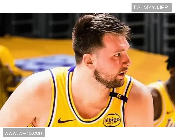 湖人连败期间艾顿表现低迷场均仅得65分和55个篮板命中率不足40